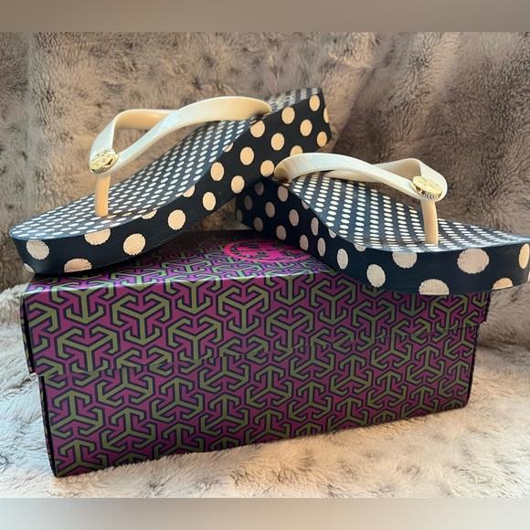 Tory Burch Wedge Ivory Micro Dot Flip Flop with box - Picture 8 of 10